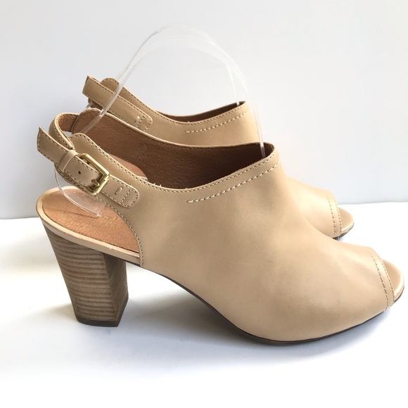 SOLD - Picture 3 of 8